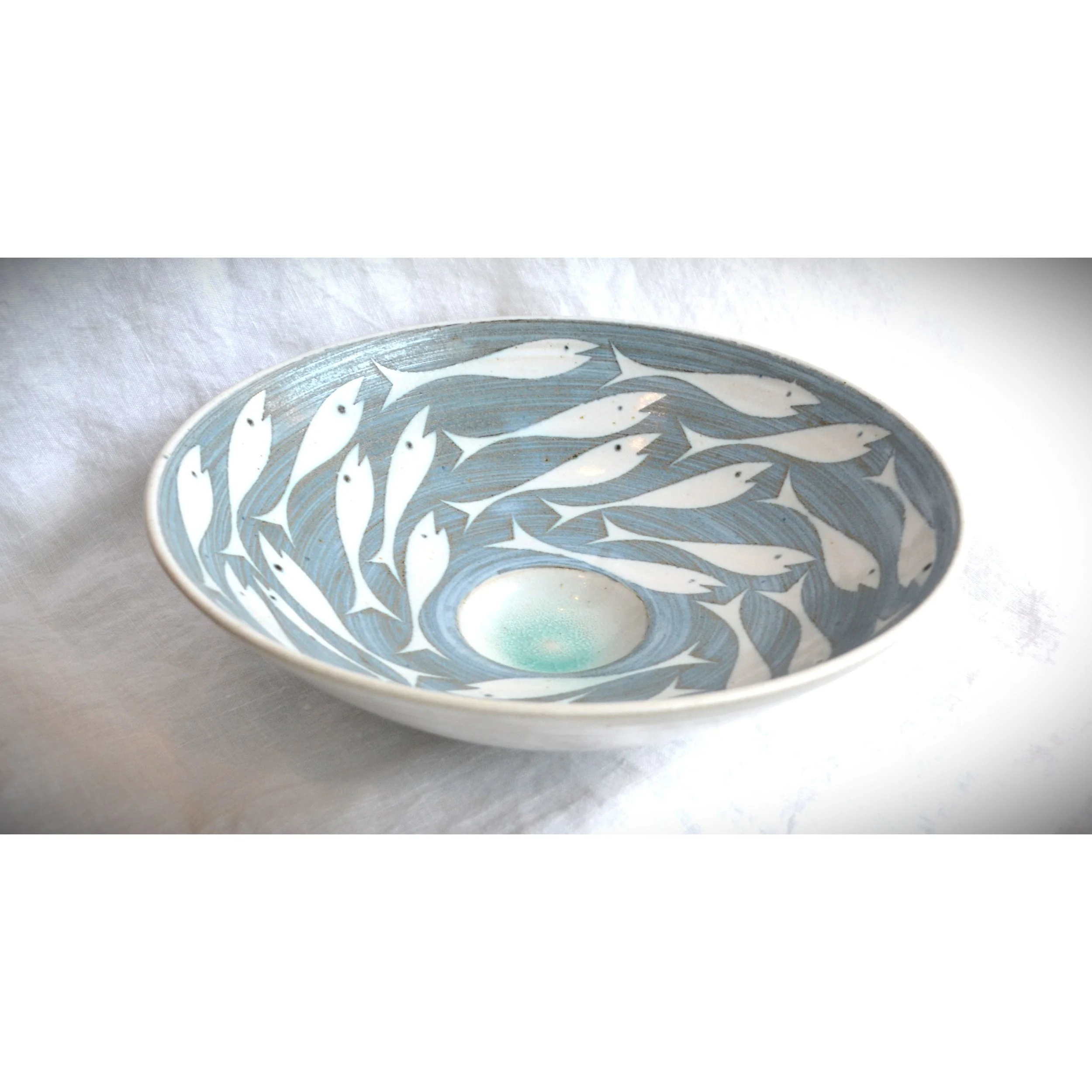 shallow bowl fish 4.jpg