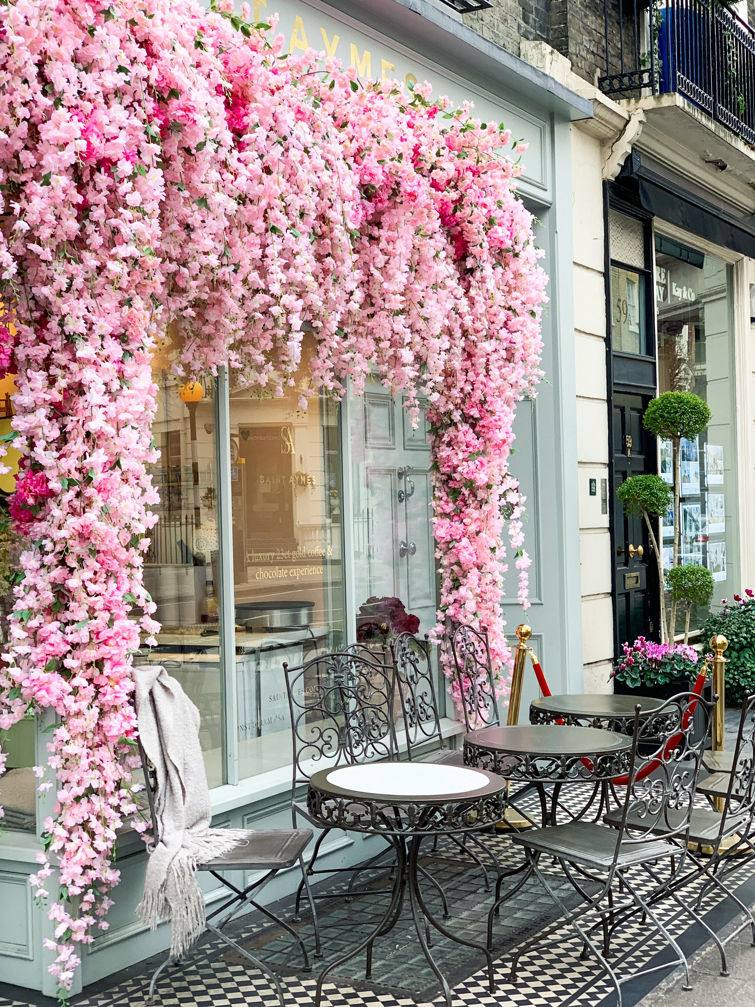 Gulshan London Pretty Coffee Places