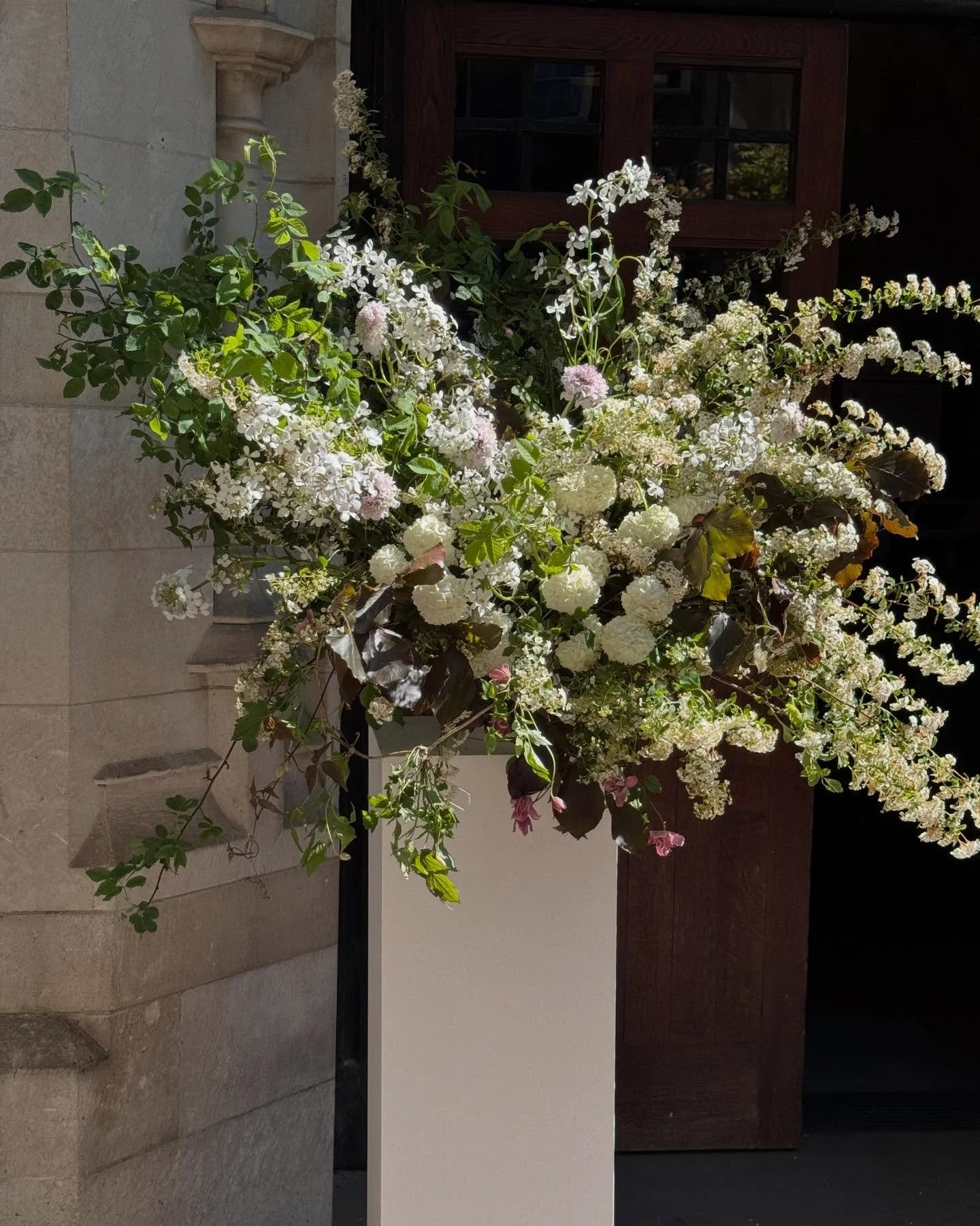 So much to post from the last couple of months,
But I&rsquo;ll go back and start with these big, fluffy arrangements for Declan &amp; Rose 🤍

Such an honour to create flowers for such a special couple and at the iconic St Barts church ⛪️