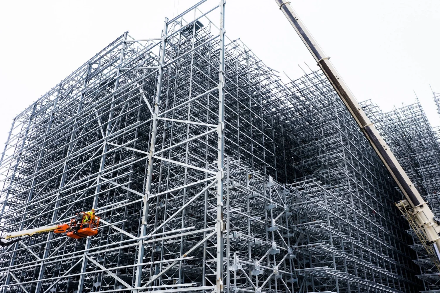 Steel Structure Erection — EZ Erectors | Rack system installation company.