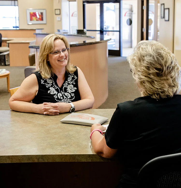 National Banks vs. Community Banks: Why it Pays to Bank Local