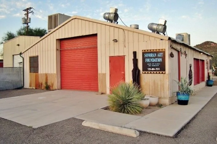 Sonoran+Glass+School.jpg
