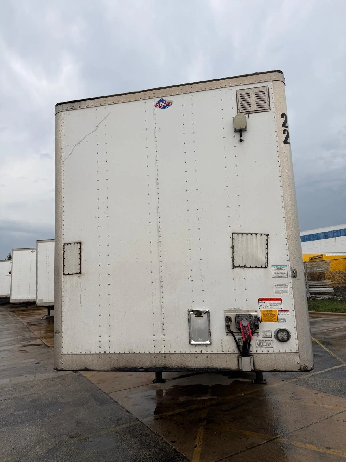 4 Cajas Secas - Marca Utility - 53t - 2020 - BORDA ANCHA