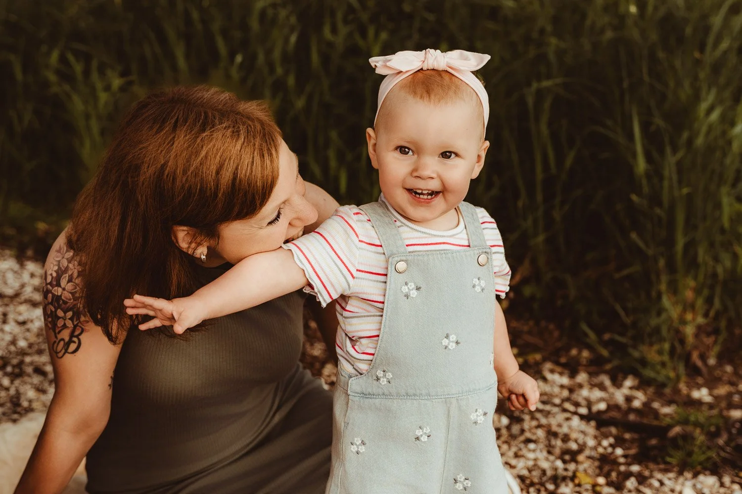 natürliche Familienfotos in einem entspannten Familienshooting für Prien am Chiemsee, Rosenheim, Traunstein  Chiemsee, Chiemgau