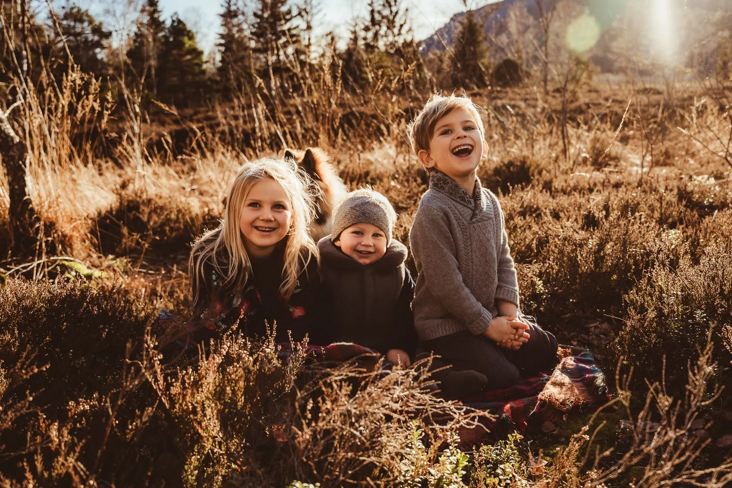 natürliche Familienfotos in einem entspannten Familienshooting für Prien am Chiemsee, Rosenheim, Traunstein  Chiemsee, Chiemgau