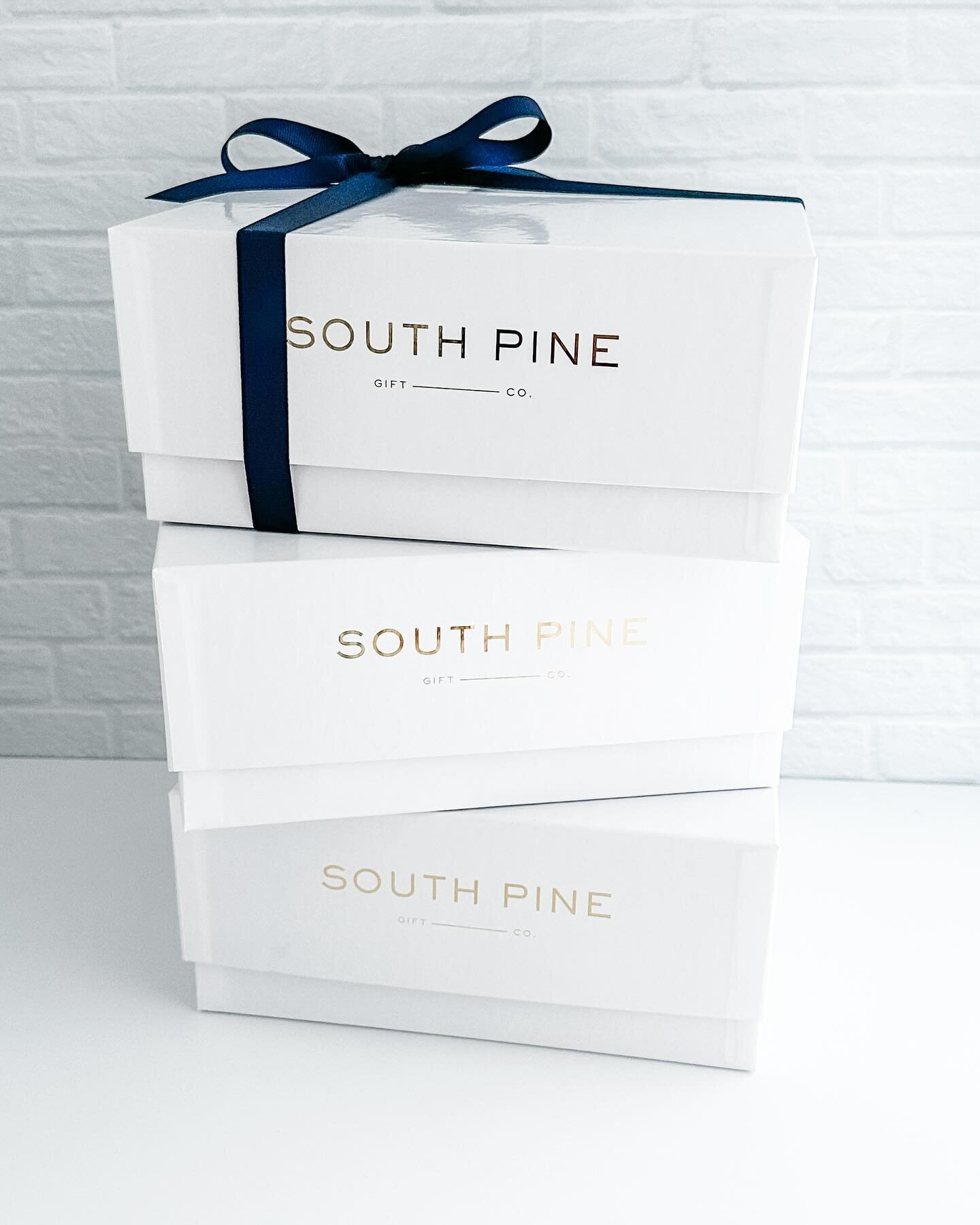 New gifts, new products and new boxes. We have been working on some gifting updates and can&rsquo;t wait to share ✨

#giftboxes #thoughtfulgifts #giftwell #corporategifts #giftsforfriends #giftshop #clientappreciation #newhomegift #giftsformom #weddi