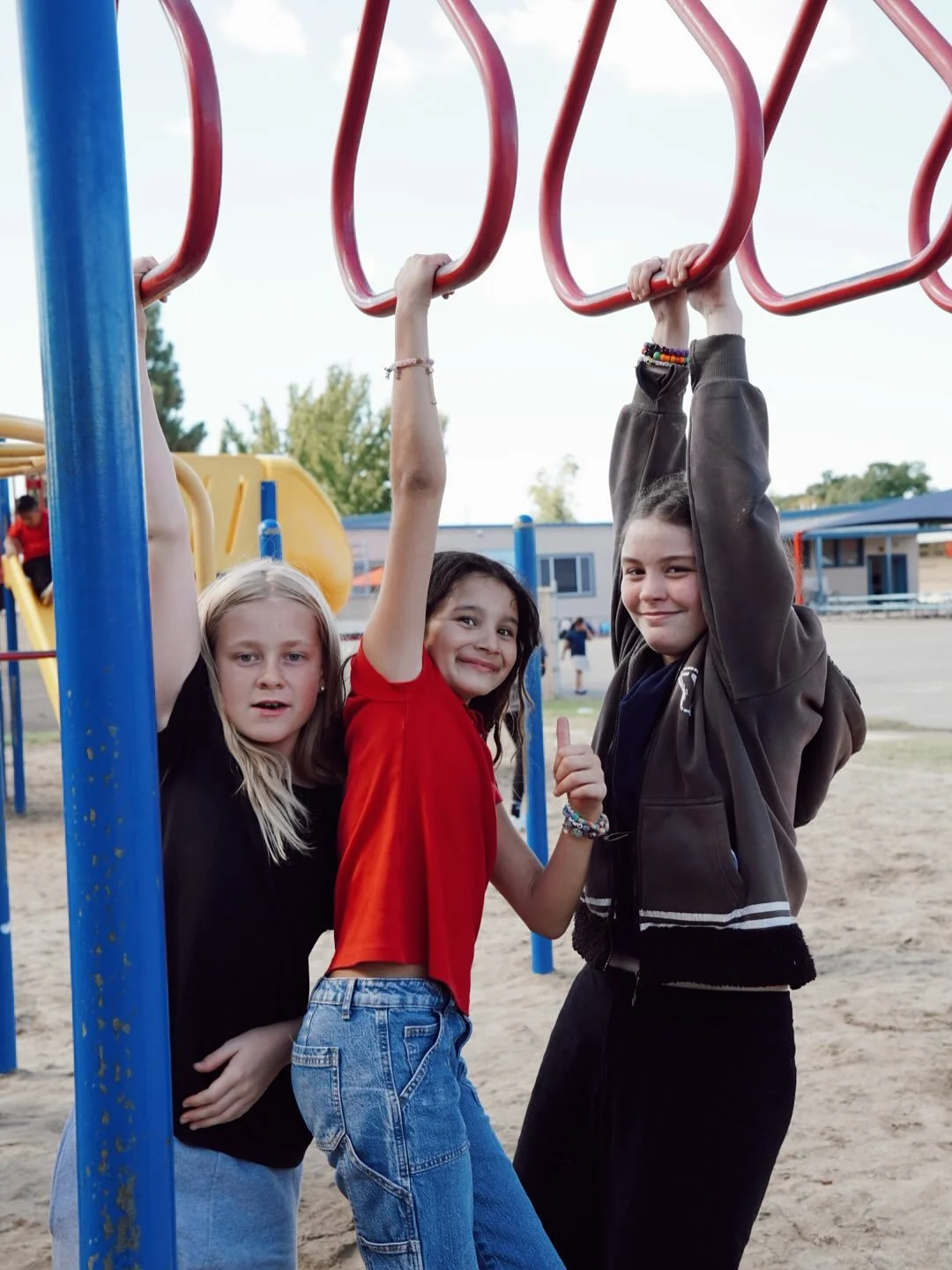 ITS FRIDAY!!! 
๐ Happy Friday from our after-school crew! Learning, laughter, and lots of smiles to wrap up the week!
#youth #yco #afterscool #nonprofitorganization #orange