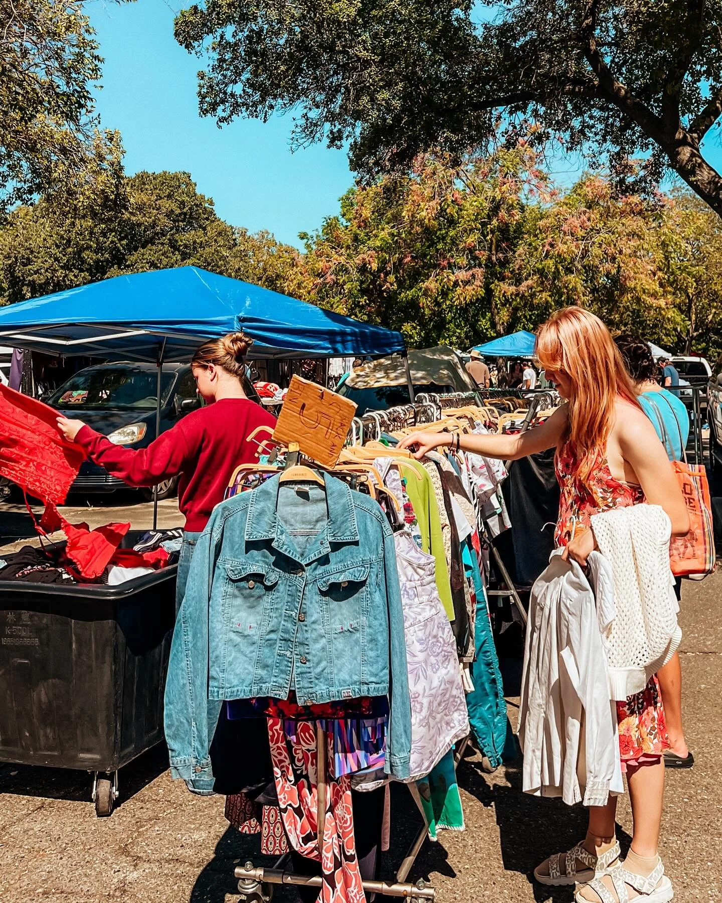 TOMORROW! 300+ vendors and beautiful weather 🍂🤩 Shop the October Faire at Sleep Train Arena (East Entrance &amp; Truxel Road) from 6:30am-3pm!