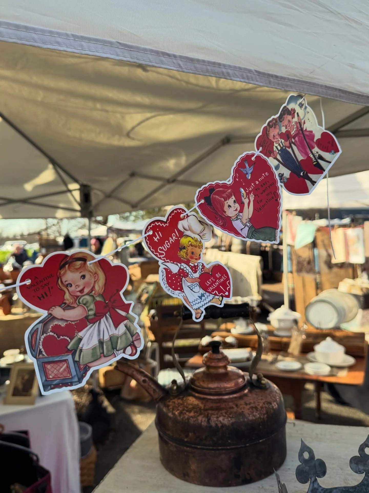 There&rsquo;s still 2 hours left to shop the faire! What vintage treasures have you found today?
