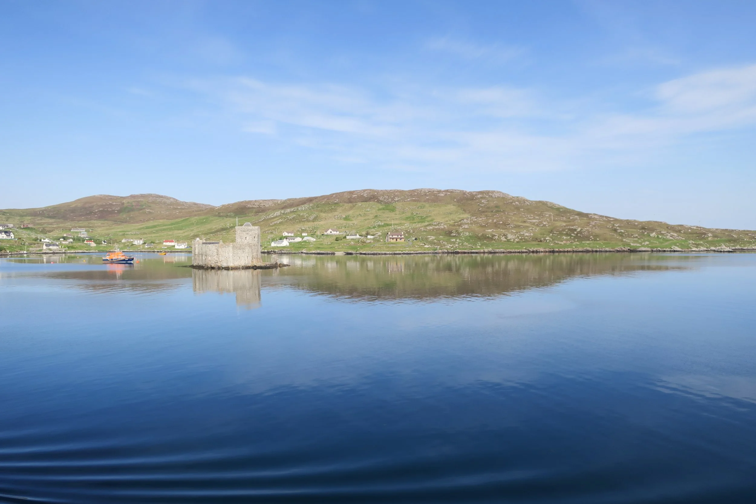 The castle of Castlebay, Barra