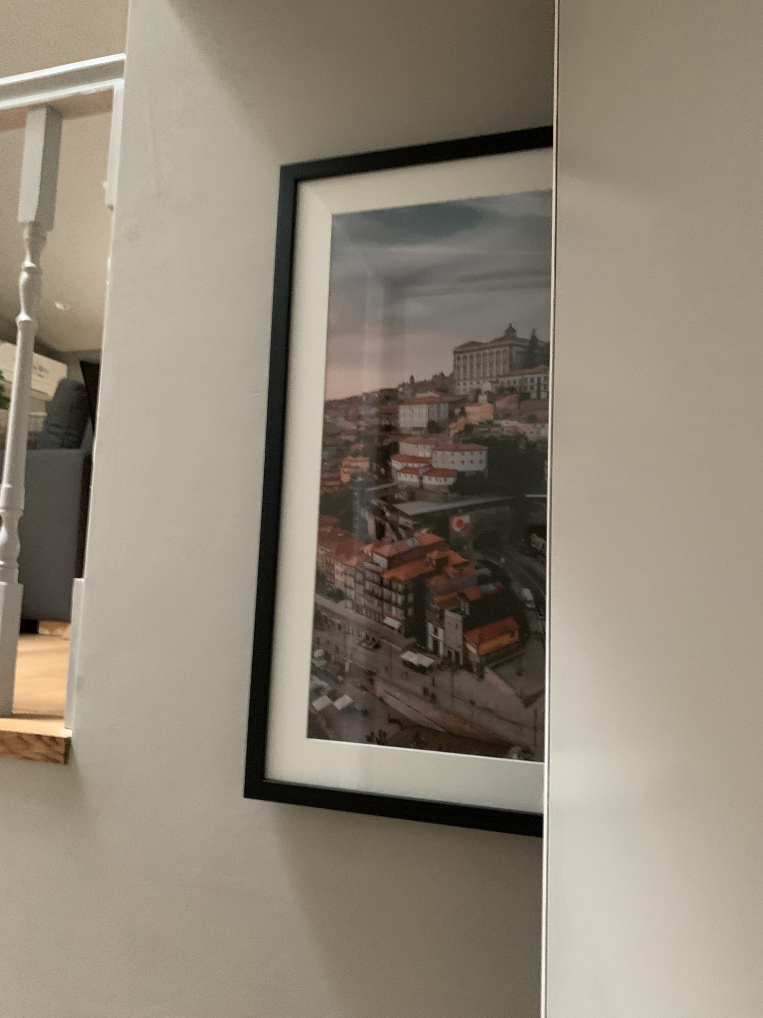 Bonjardim 1108 Building (6 Apartments).
Photos from the final assemblies