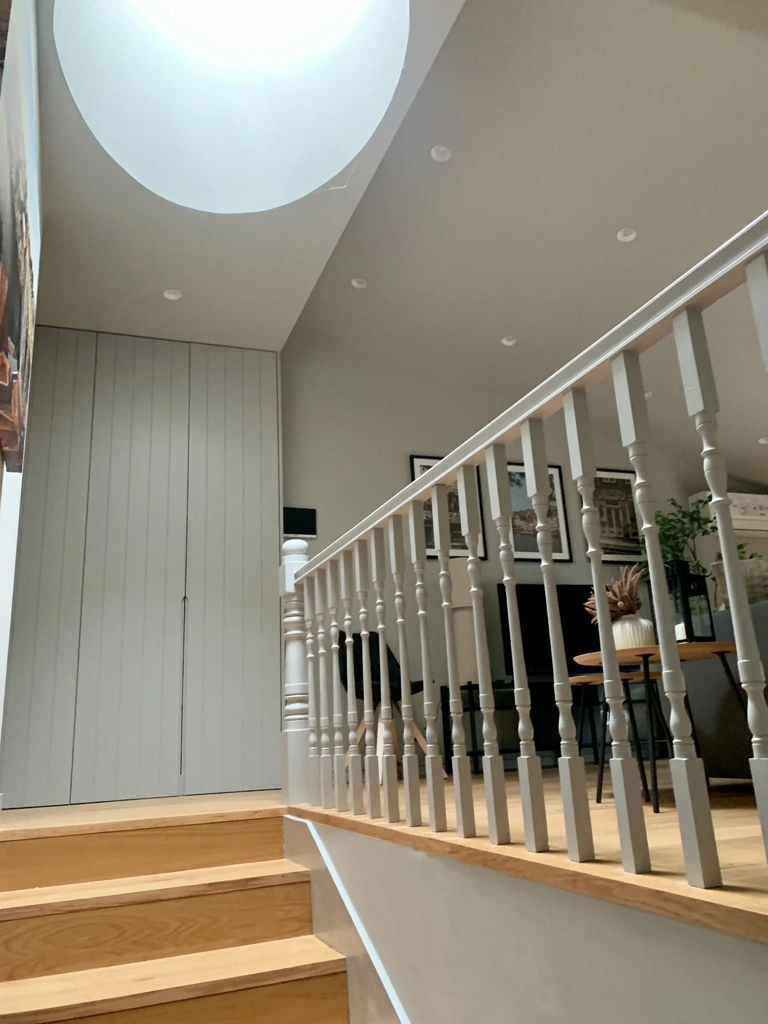 Bonjardim 1108 Building (6 Apartments). 
Photos from the final assemblies