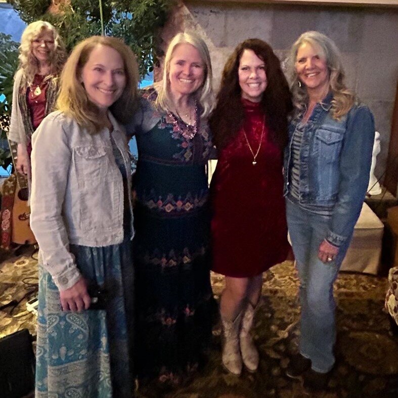 The Sanctuary Project is on the Road! 

@rebecca.folsom is busy taking her music on tour, including some Let's Choose Love House Concerts! 

@continuumconnexions co-founder and LCL Love Hero, @tlhmain, celebrated her 60th Birthday with a Sanctuary Ho