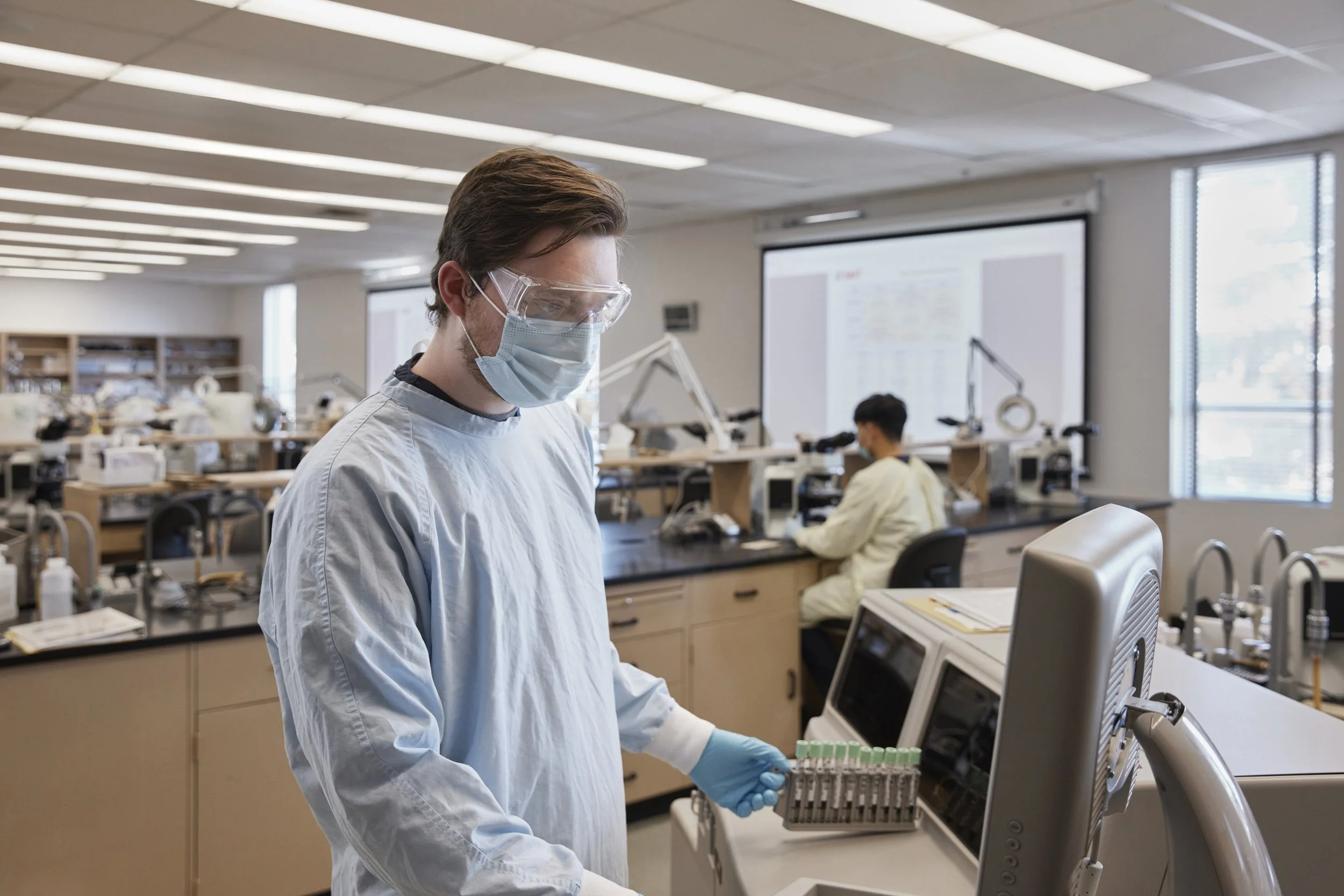 SAIT WINTER-LAB  MLT_-0 590 lowres.jpg