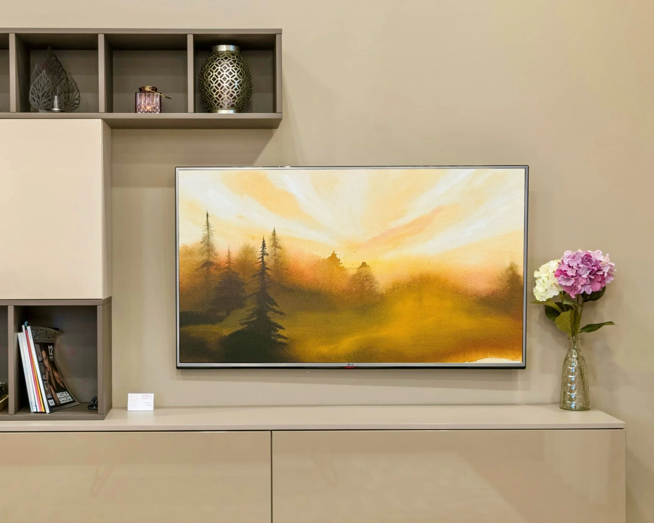 Crimson | Horizontal