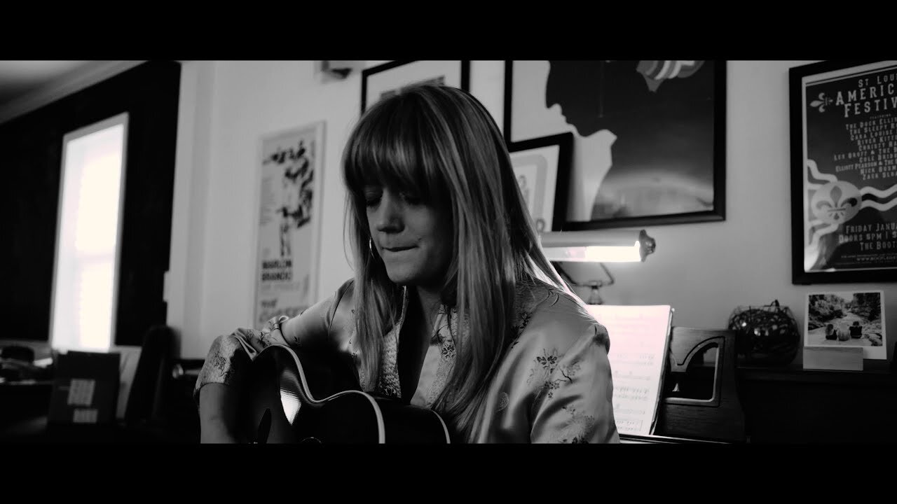 Unplugged: Cara Louise