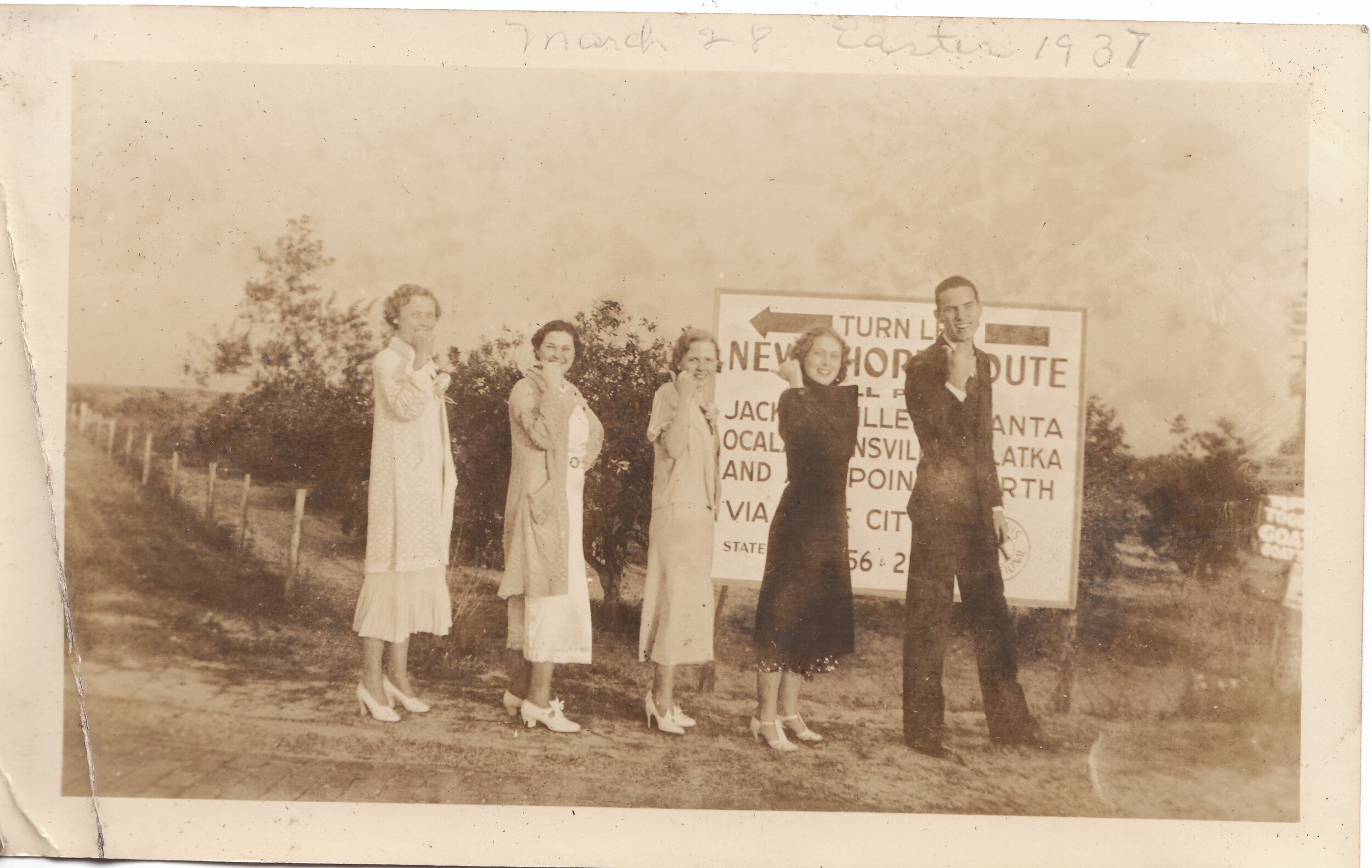 Iris & Friends, Easter 1937