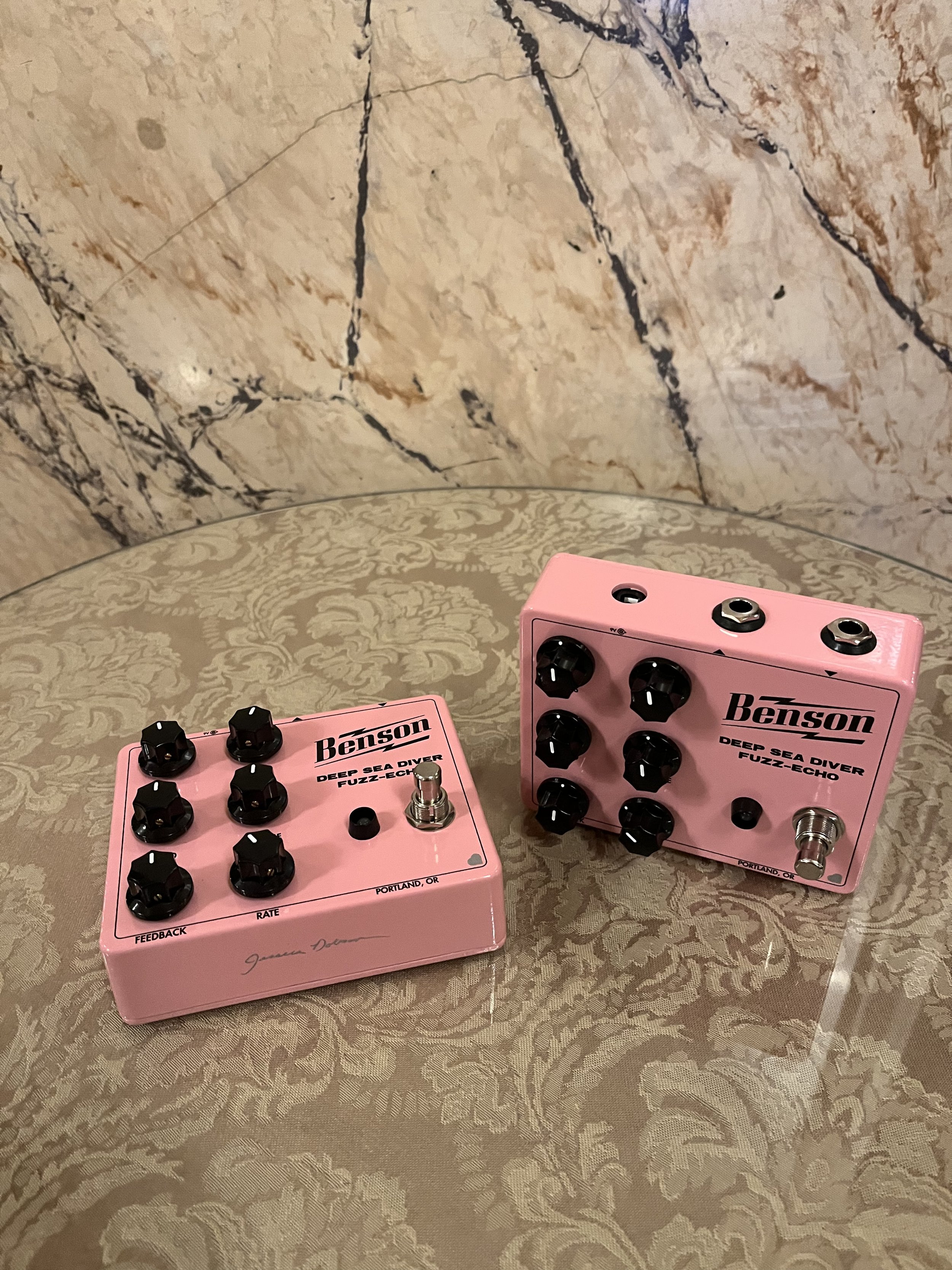 BENSON X DSD FUZZ ECHO PEDAL  *LIMITED EDITION PINK*