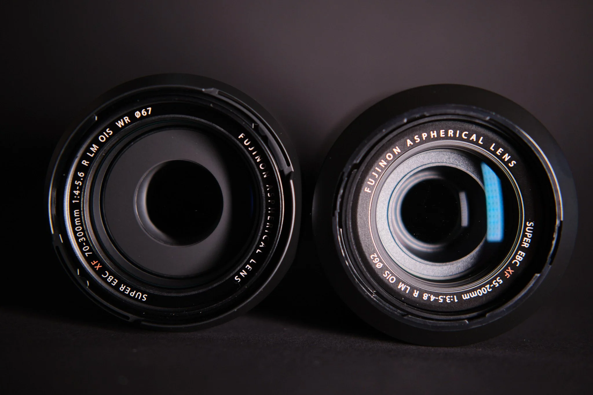  100mm mehr Brennweite bei fast gleichem Maß - das klingt fast schon zu verführerisch. 