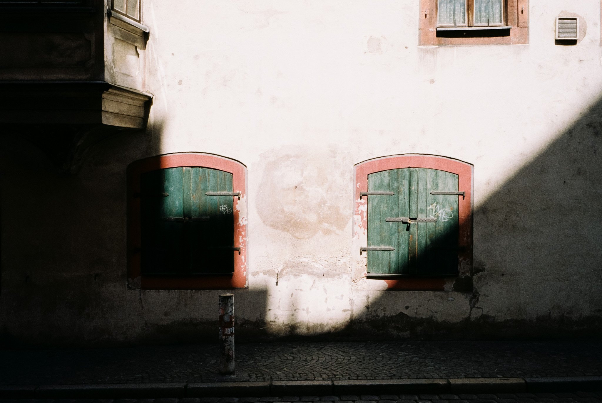 R1-07907-0021.jpeg