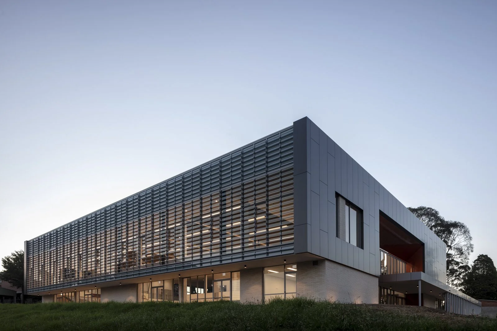 JDH_ChevalierCollege_Web 07.jpg