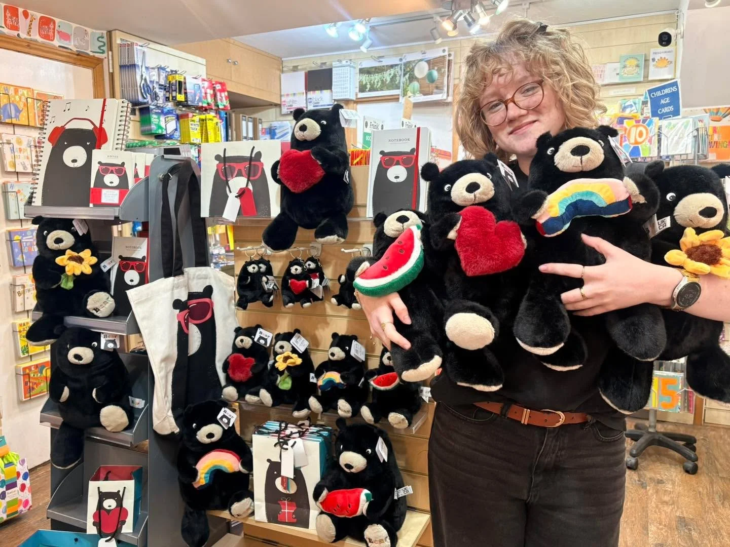 Charlotte can't decide which of our new bears from
The Art File she likes the most 
🧸🧸