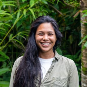 Daphne Charles: Instructor & Facilitator (+view bio)