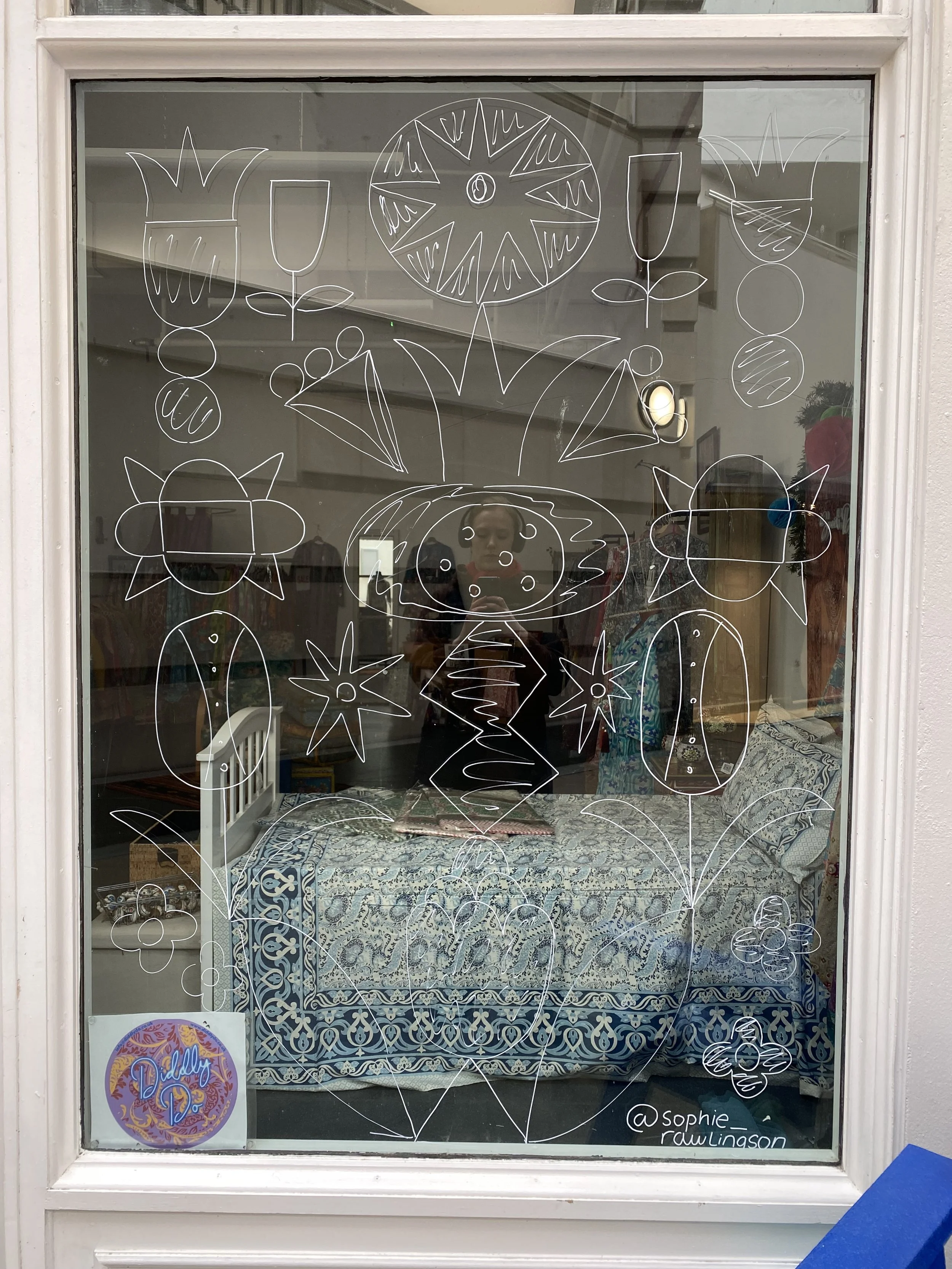 Diddly Do - Window Painting 5.jpeg