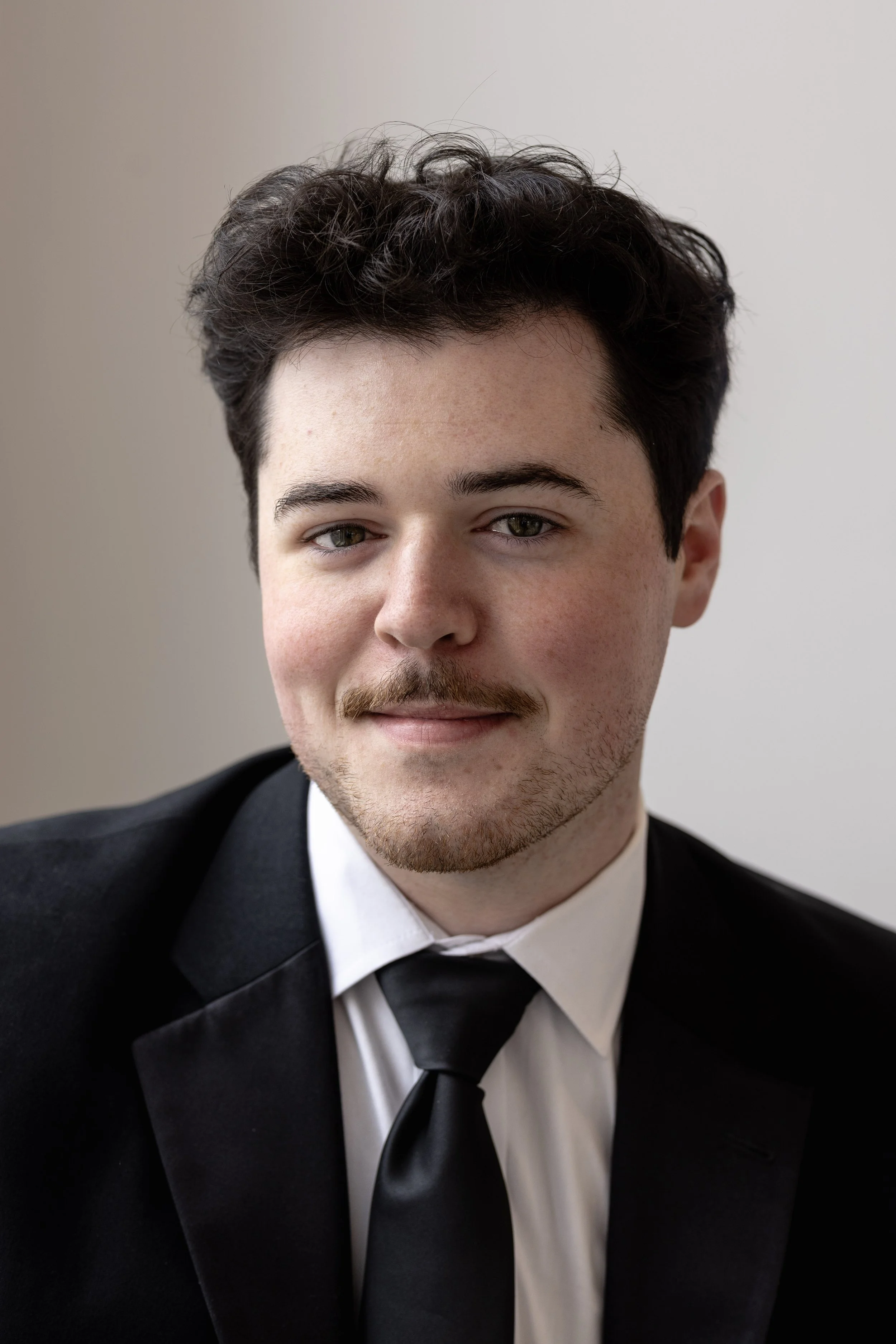 Eric Riedel, tenor