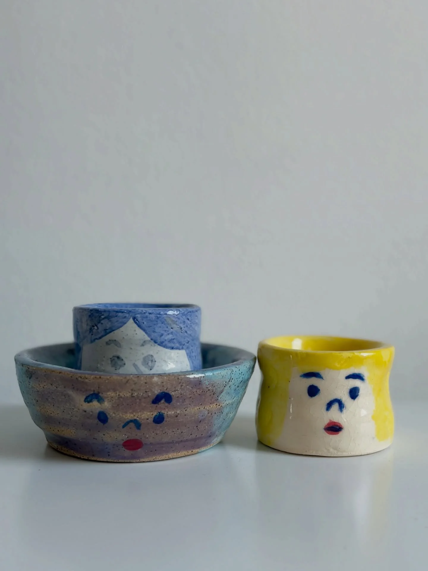 🧍&zwj;♀️🧍&zwj;♀️🧍&zwj;♀️

#faces #illustration #ceramics #clay