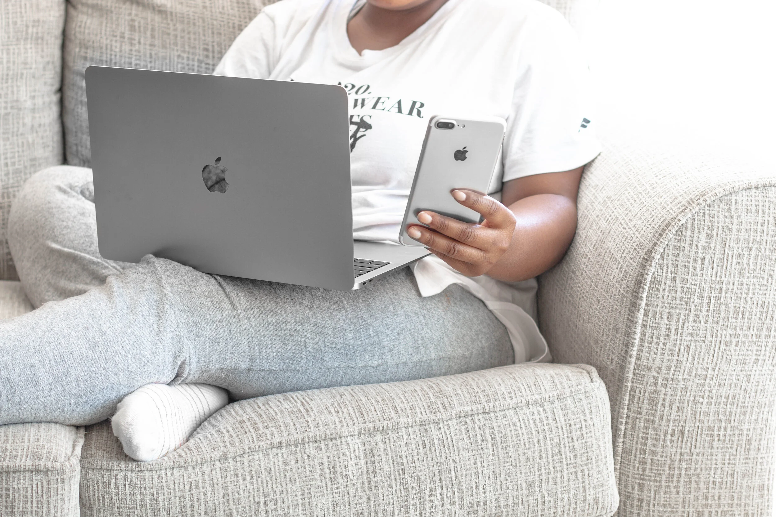 How to Save Money on Your Cell Phone Bill