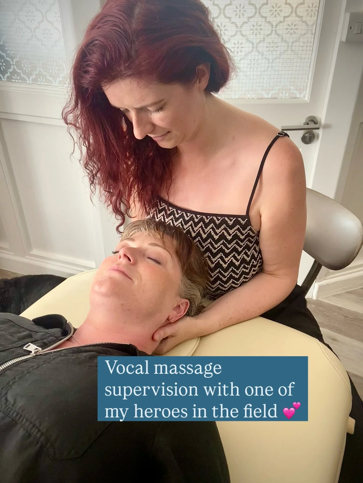 2 days of learning and supervision with Kate Valentine at the stunning @valentinevoicecare and my heart is so full 💕

I completed my vocal massage training earlier this year and wanted to follow that up with some supervision and the chance to practi