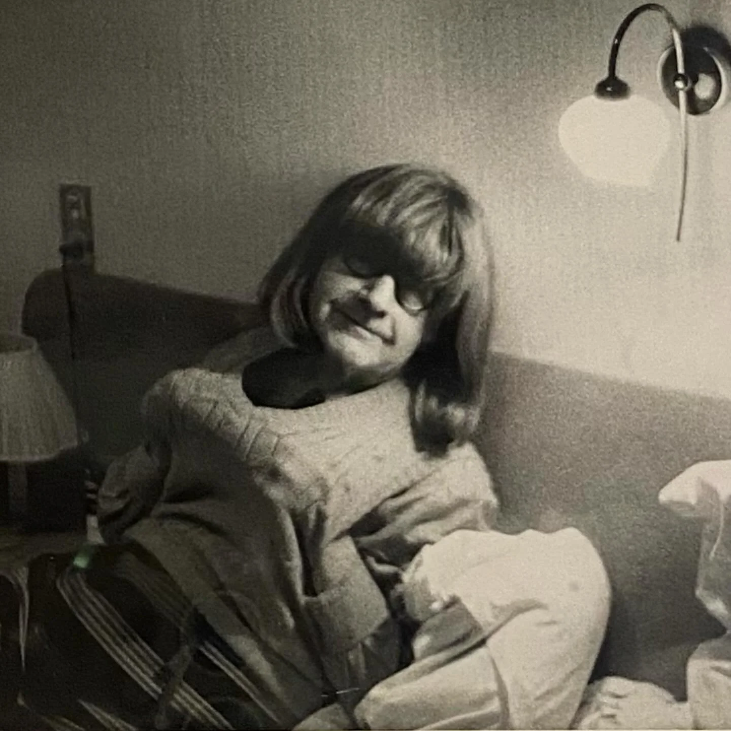 2 good shows in Milan I went to a couple of weeks ago Man Ray Retrospective and Leonora Carrington #autoportraits  #photography #20thcenturyart #avantgardephotography #leemiller #jeancocteau #selfportraitphotography #mythology