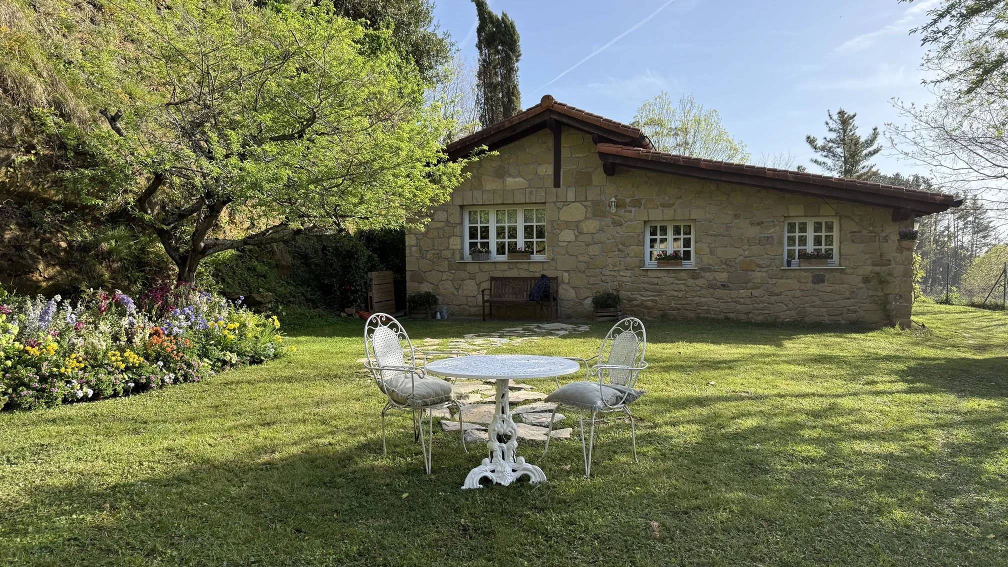 The Irish Cottage (after) - Paris Is Always A Good Idea