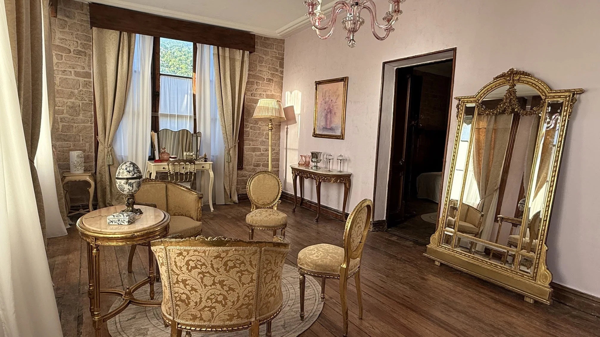 The Bridal Suite