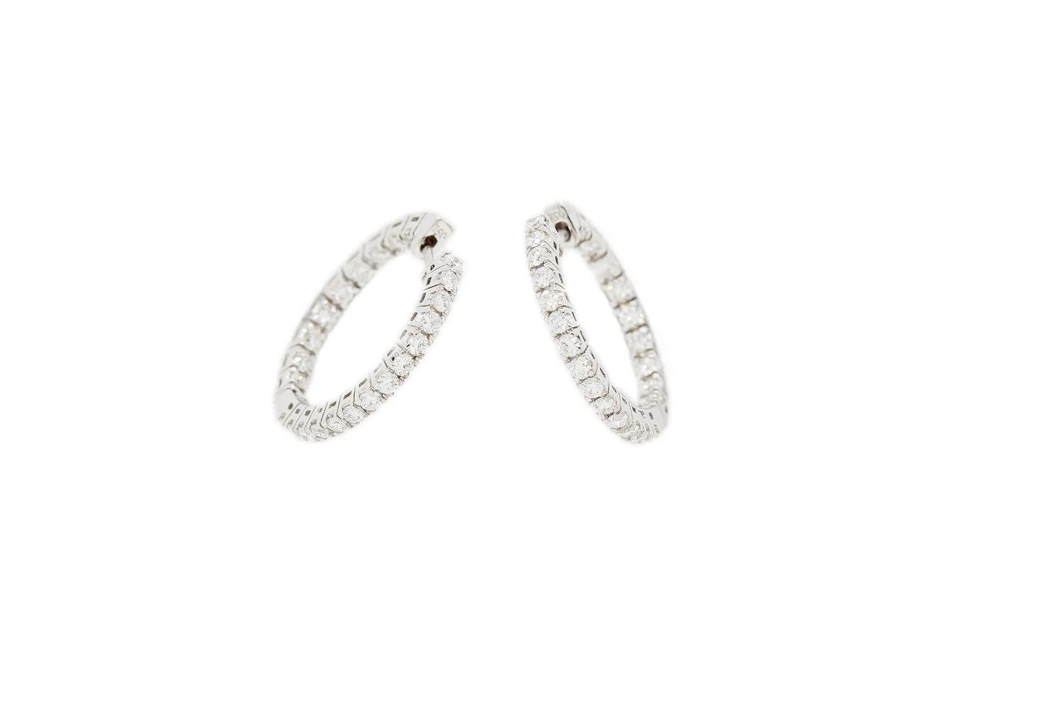 Diamond Hoop Earrings in 18k White Gold