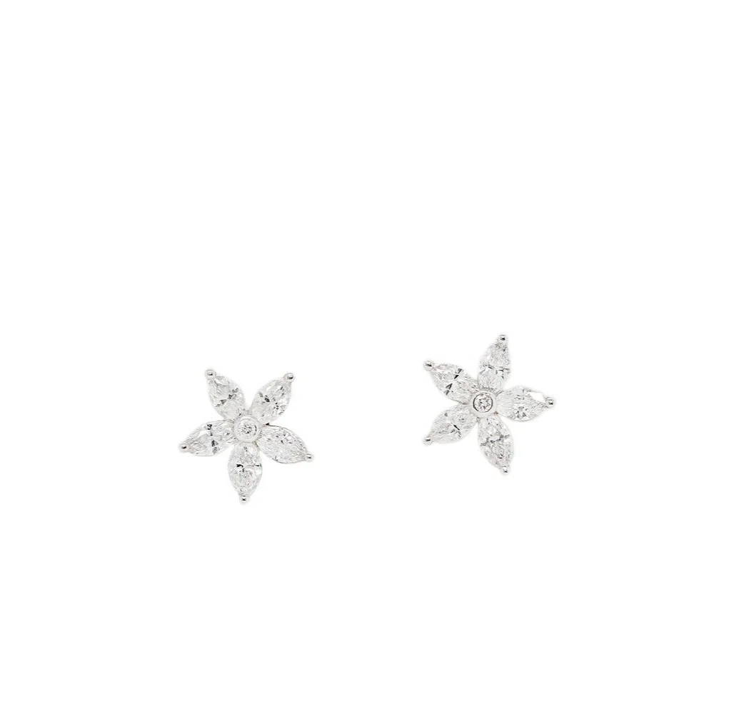 Flower Diamond Stud Earrings in 18k White Gold