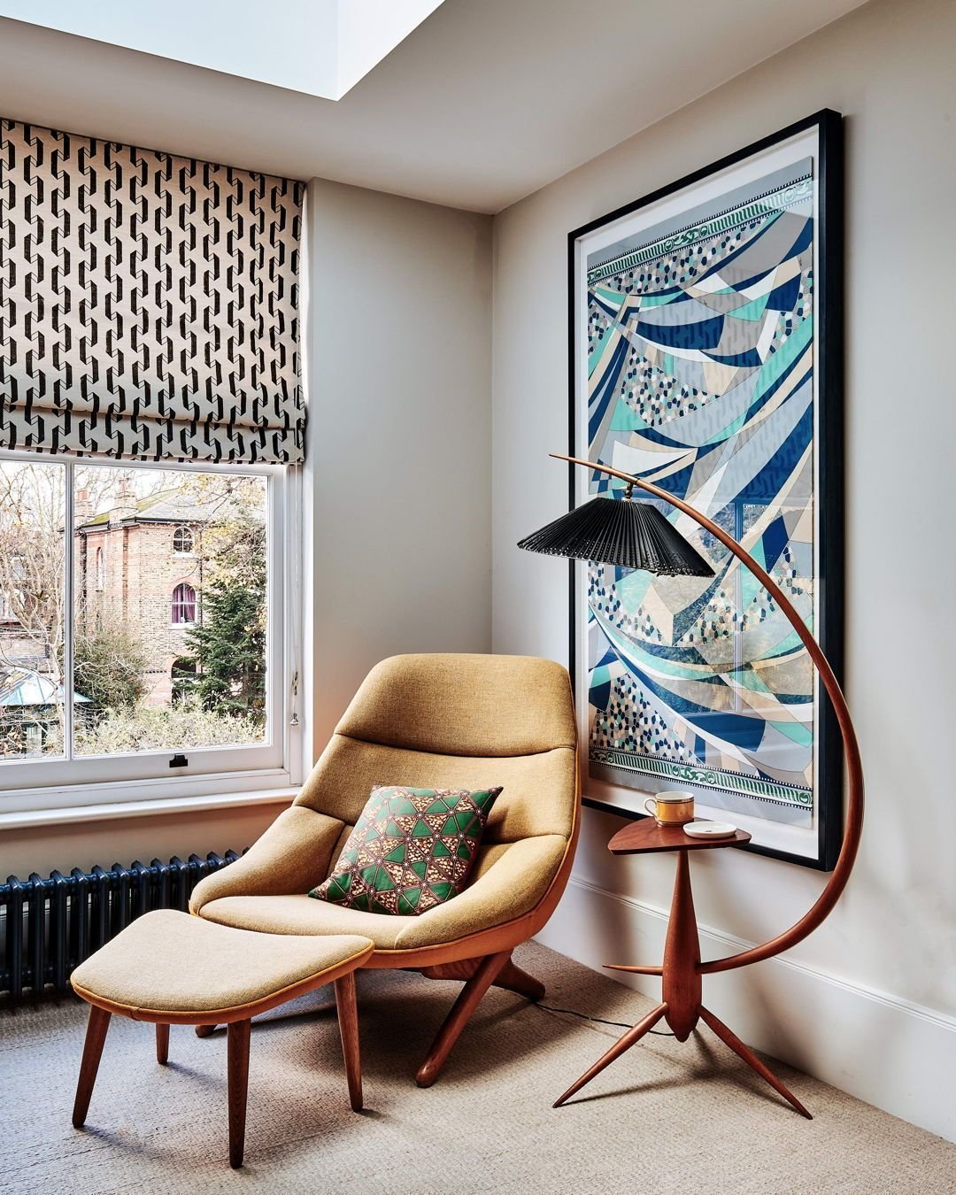 Collecting X Curating

Our latest project Chic Villa featured strike-off original works by Pucci, known for their late 60's style prints. Working with our experimental clients, who have a collection of art, curating and designing the home was a pleas