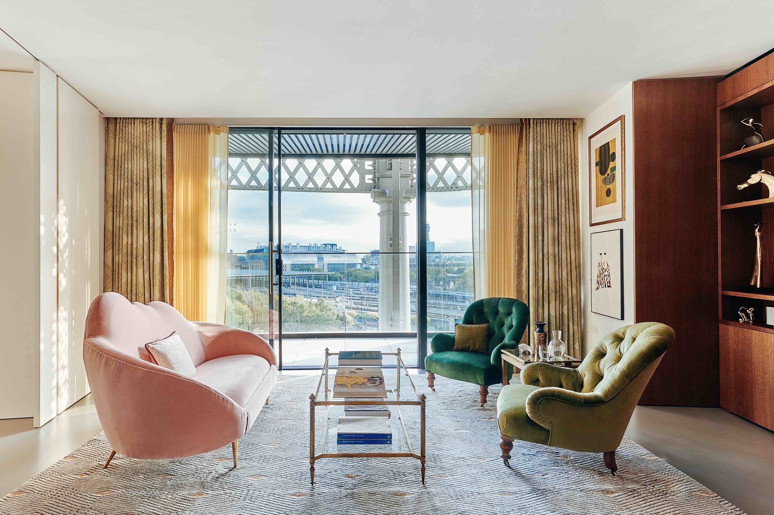 Trend Vs Taste: Striking the Balance in Home Interior Design
