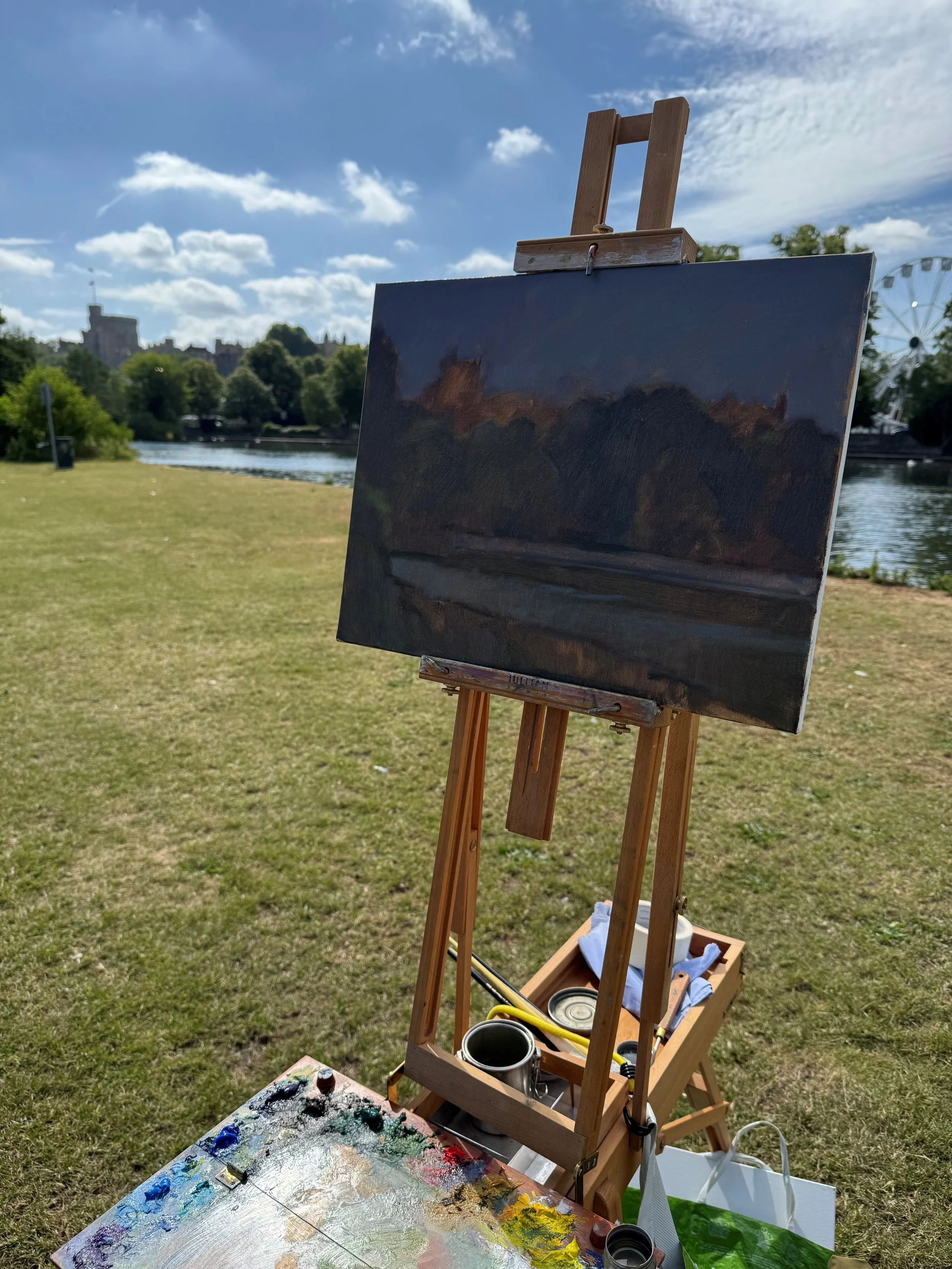 easel 1.jpg