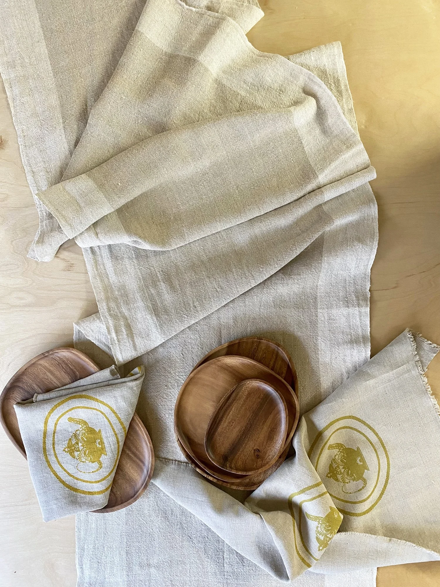 Linen Table Collection/Table Runner