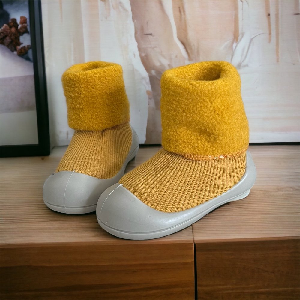 Wide Toe Box Socks for Kids: Best Socks to wear with Barefoot Shoes