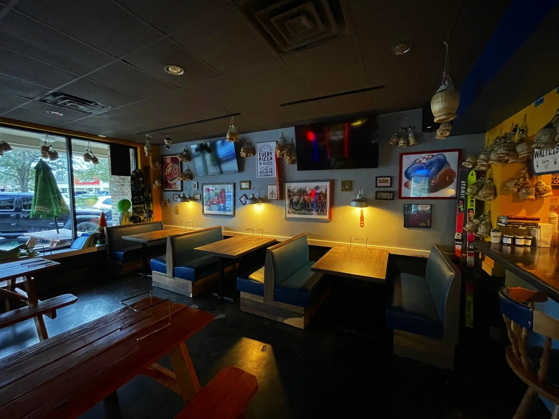 a0626f50-f407-4ef3-af7f-1fc75109d7de.jpg