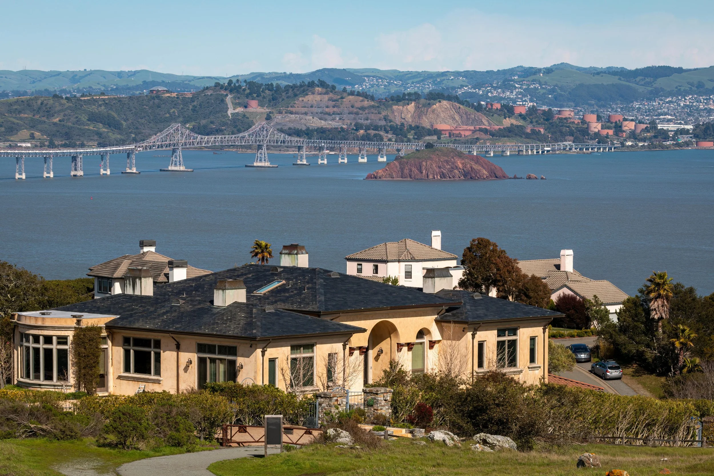 Who Is the Best Agent to Sell a Luxury Home in San Francisco?