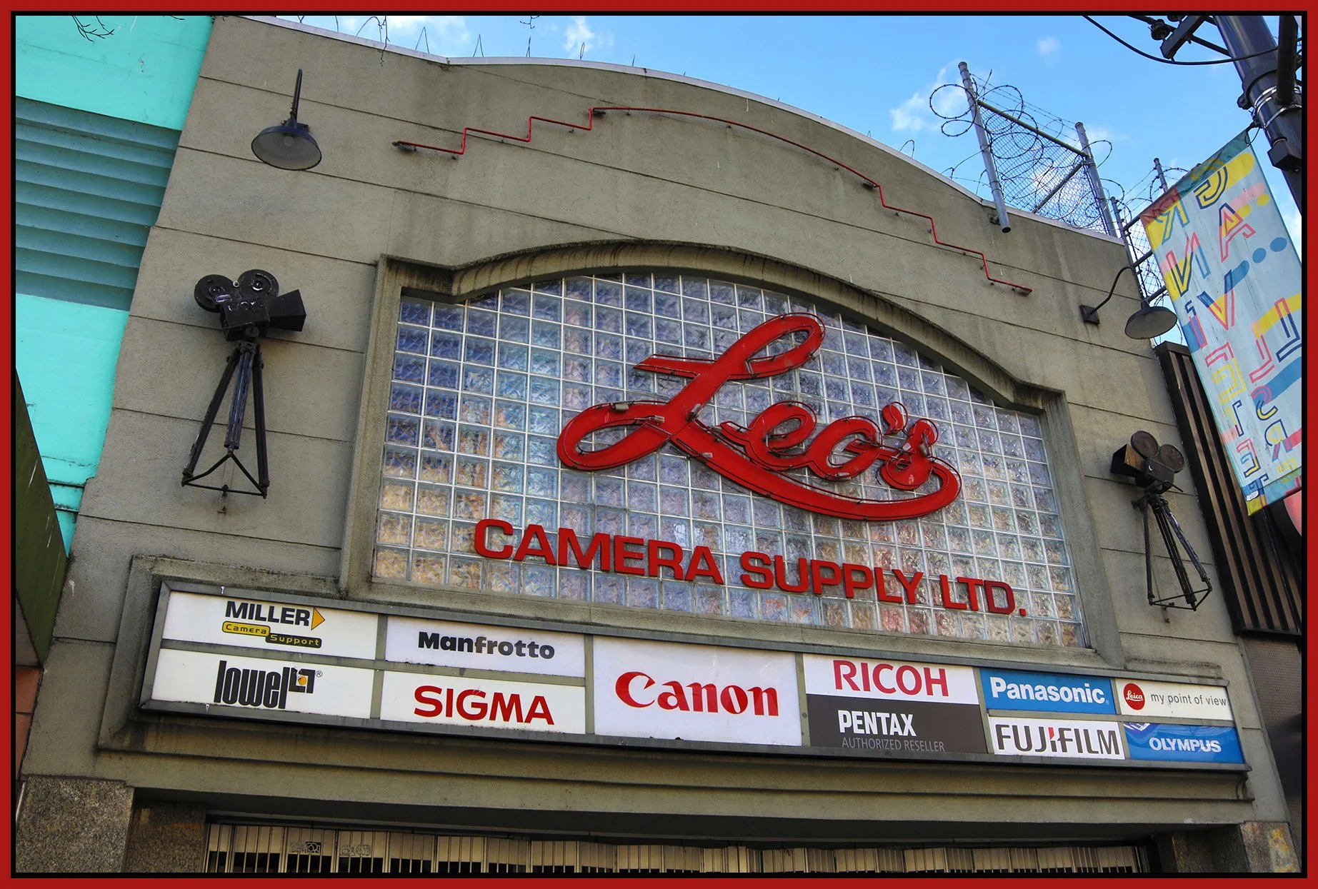 1055 Granville St Leo's_Mar 8_2022_HDR_5B0245_4x6s.jpg