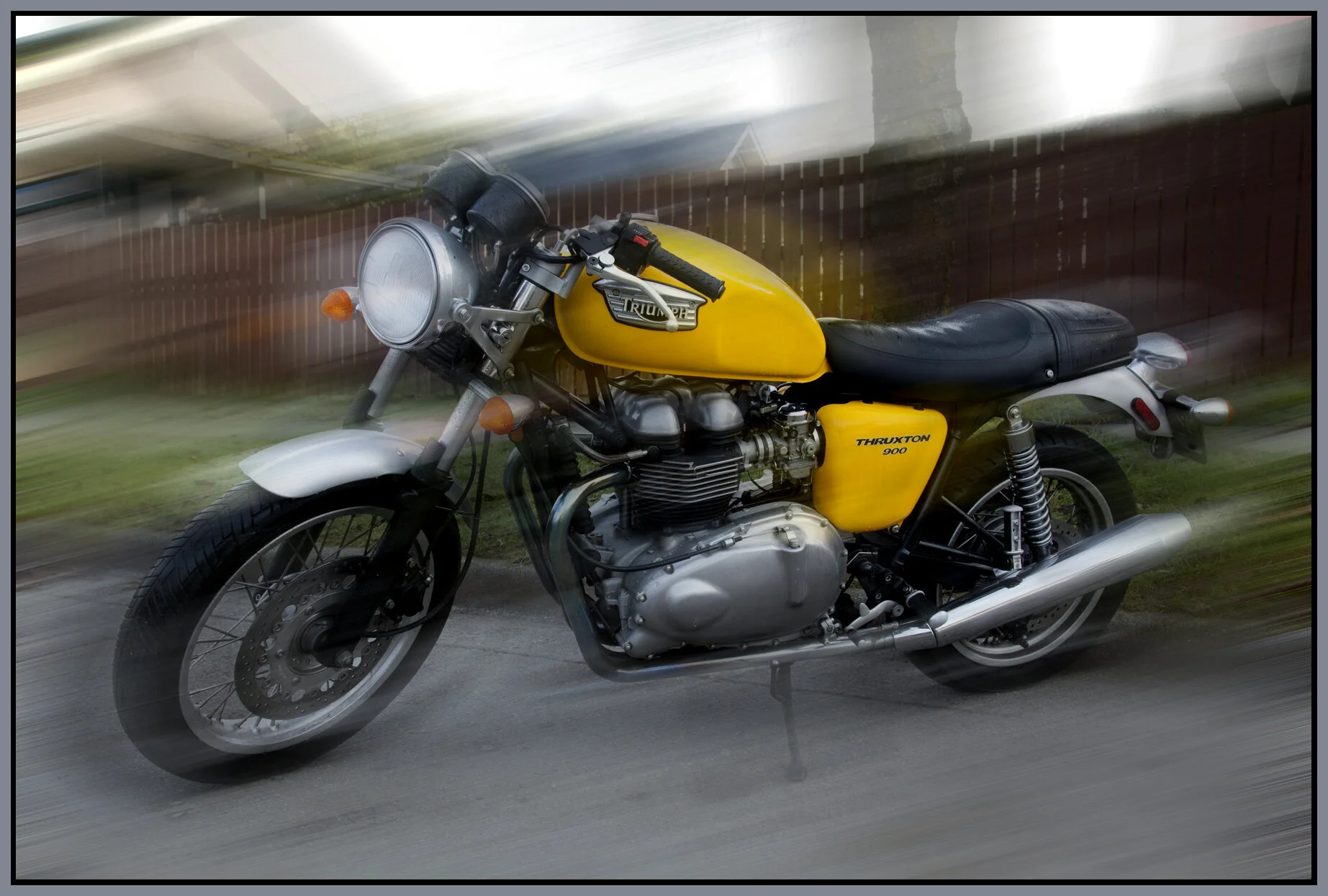 Triumph Thruxton_Feb 5_2012_9699_4x6s.jpg