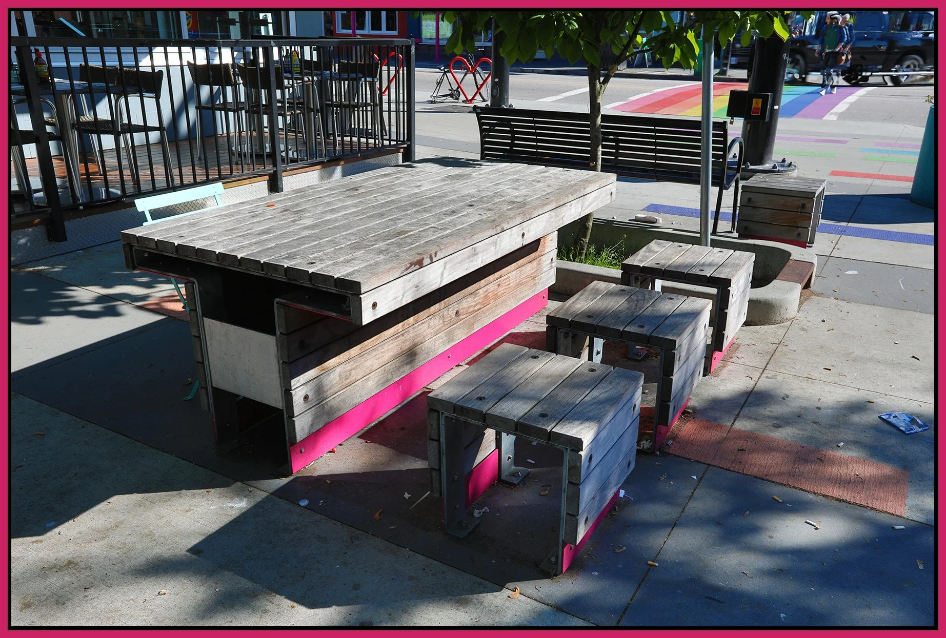 Bench on Robson St_May 28_2019_HDR_E5480_4x6s.jpg