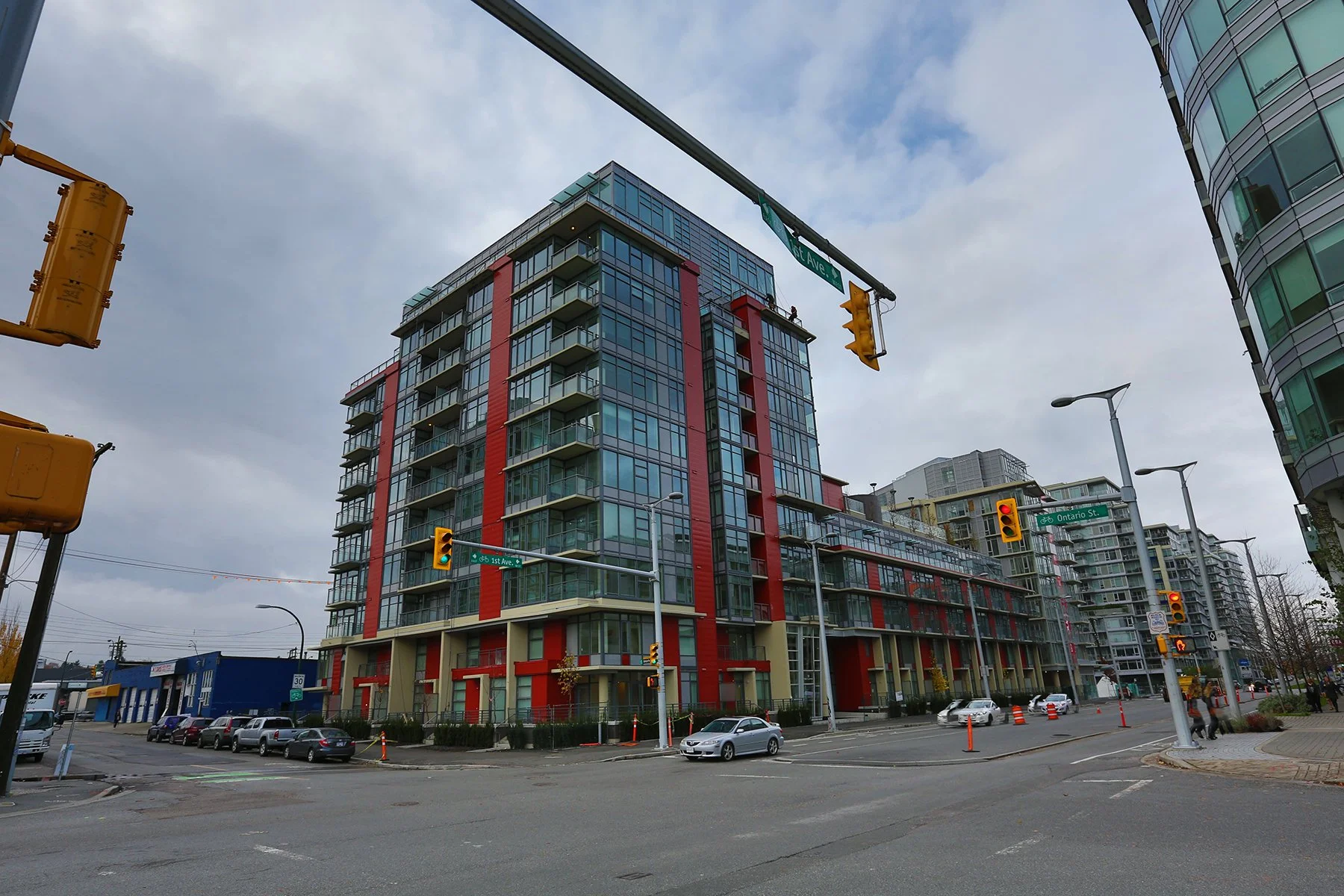 38 W 1st Ave_Nov 8_2015_HDR_H9961_4x6.jpg
