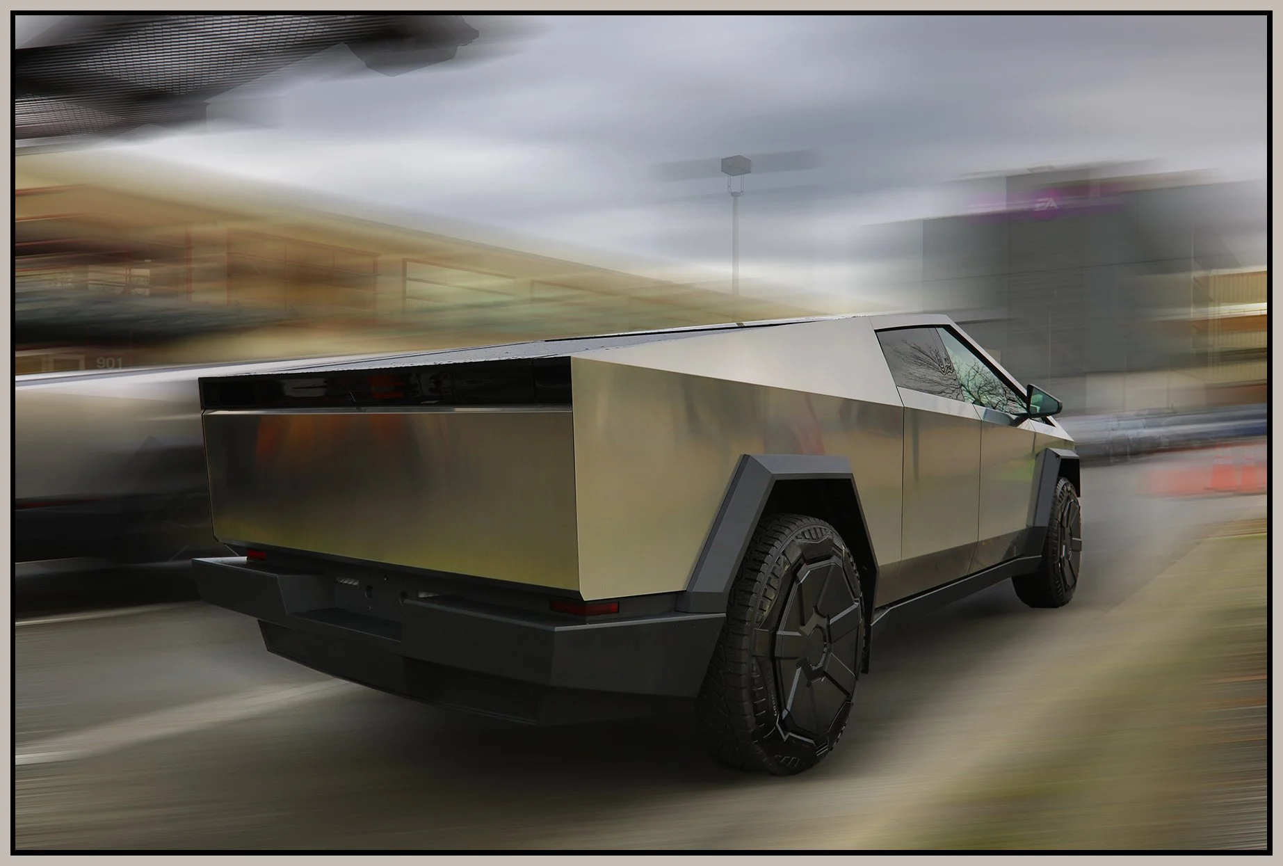 Tesla Truck_Nov 20_2024_HDR_5E5332B_4x6s.jpg