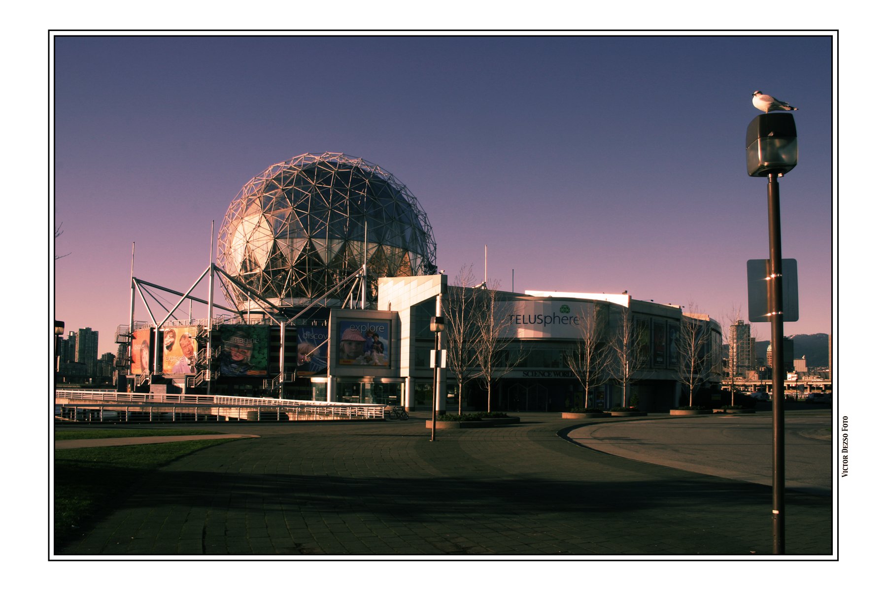 Science World_Jan 4_2005_3523_1_4x6s.jpg